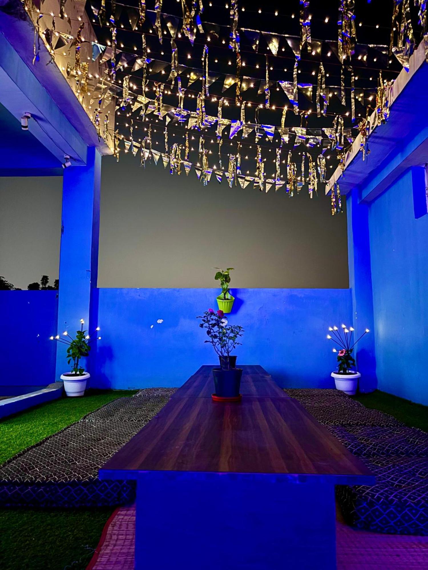 Hotel Gully Ghar Varanasi Esterno foto