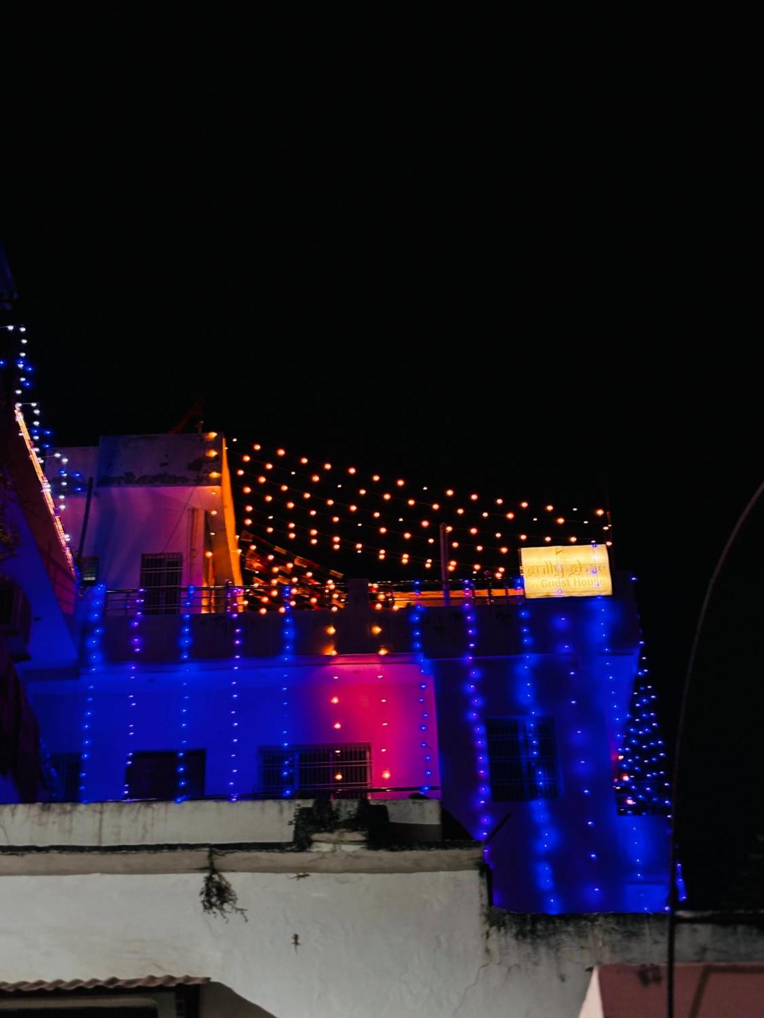 Hotel Gully Ghar Varanasi Esterno foto