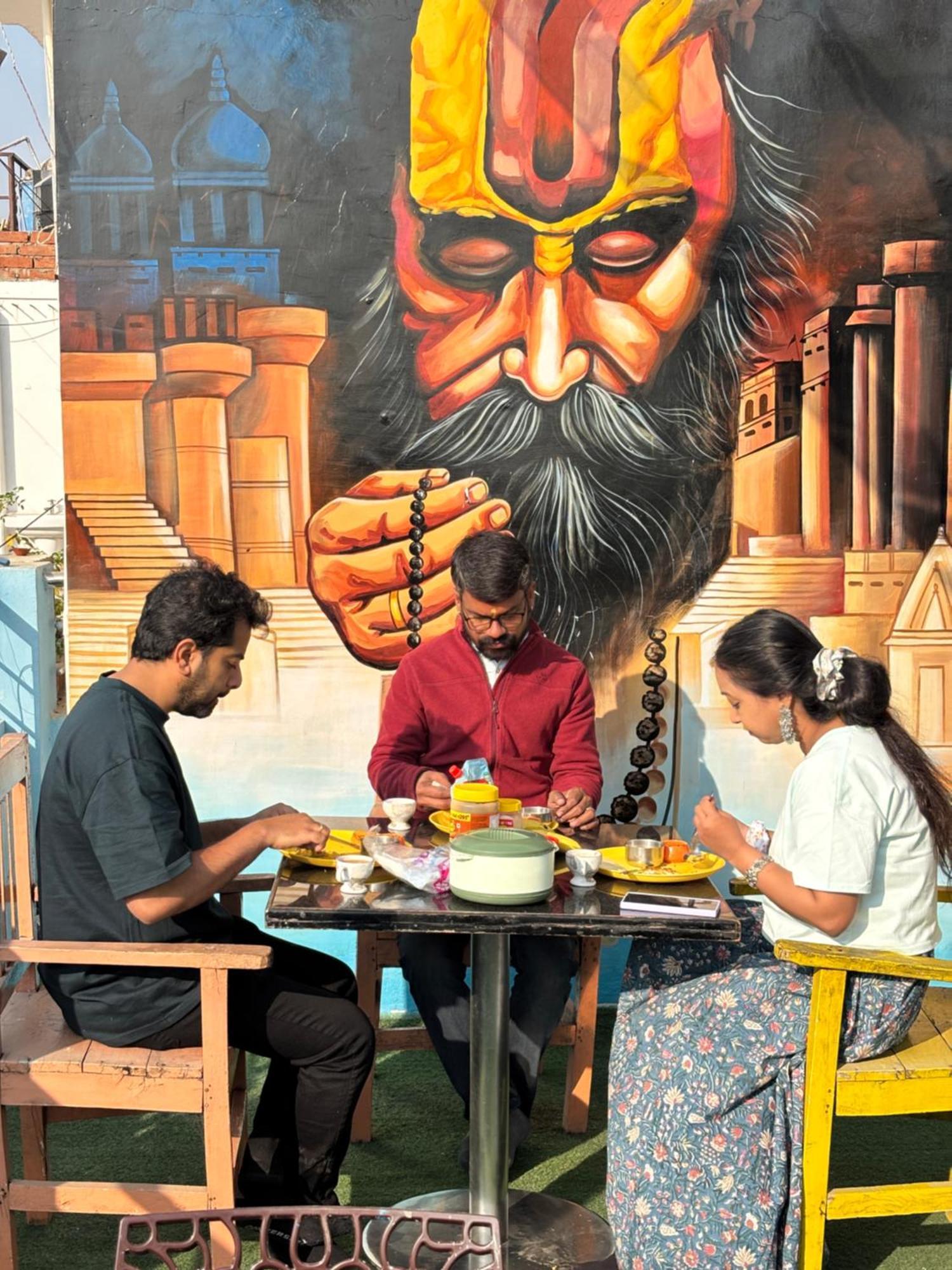 Hotel Gully Ghar Varanasi Esterno foto