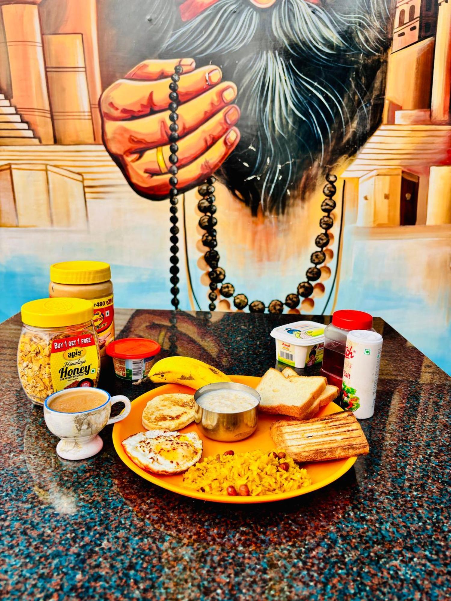 Hotel Gully Ghar Varanasi Esterno foto